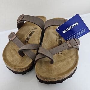 Birkenstock Mayari sandals